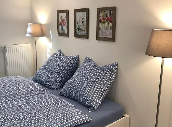 Ferienchalet-floesswehrtal * 巴特劳特堡